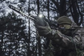 Tactische zaklamp Armytek Partner C2 Koud licht