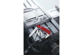 Multifunctioneel zakmes Victorinox Workchamp rood