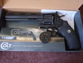 Beoordelingen: Luchtrevolver Umarex Colt Python 6" zwart Diabolo/BB 4,5mm - 1