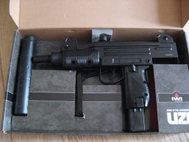 Beoordelingen: Luchtdrukpistool Umarex IWI Mini UZI 4,5mm - 2