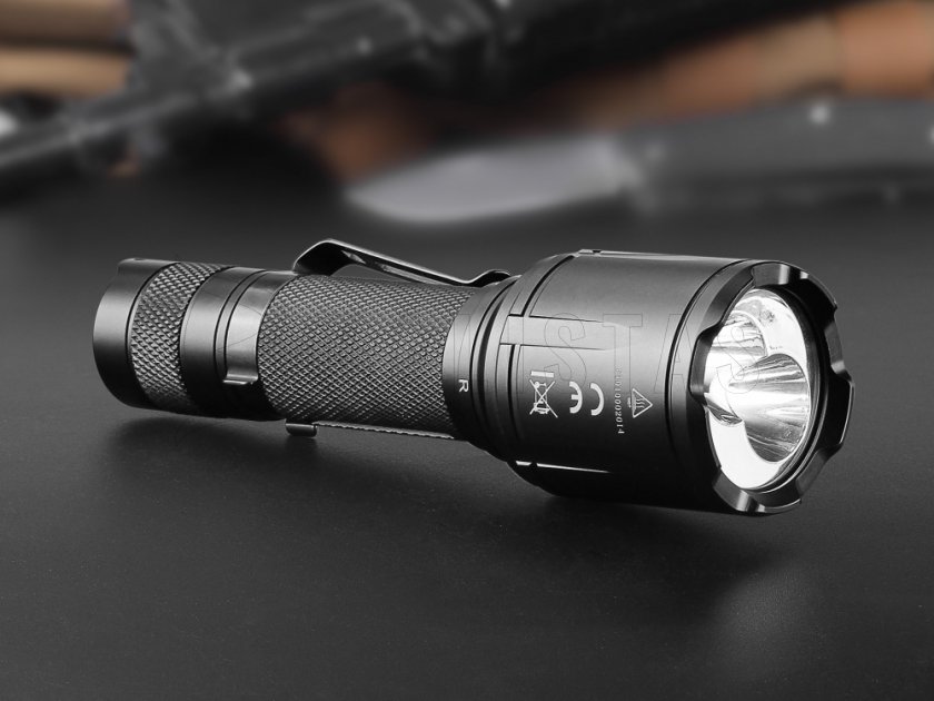 LED-zaklamp Fenix TK25 Red