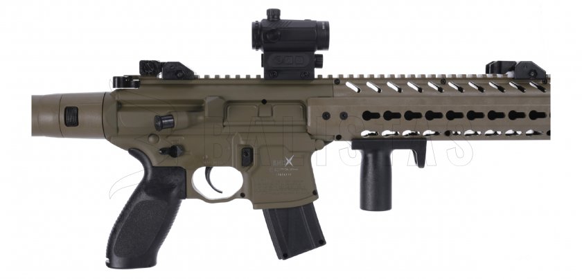 Luchtgeweer Sig Sauer MCX FDE 4,5mm met collimator