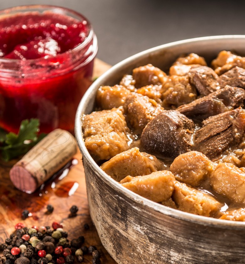 Jelenragout met aardappelknoedeltjes Adventure Menu