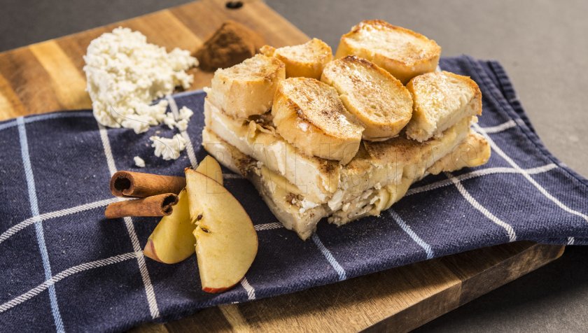 Žemlovka met appels en kaneel Adventure Menu