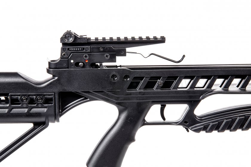 Kuše Beast Hunter Rip Claw XB-51 175lbs zwart
