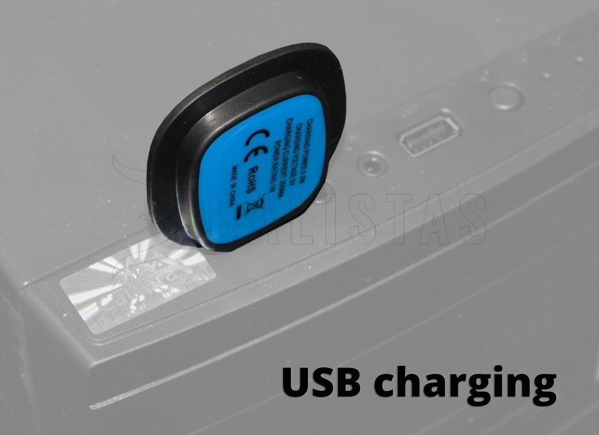 Muts ARMY met LED-zaklamp USB oplaadbaar