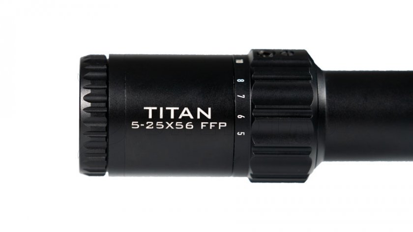 Richtkijker Element Titan 5-25x56 FFP APR-2D MRAD