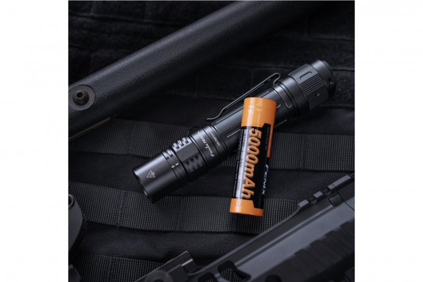 Tactische zaklamp Fenix PD36R PRO