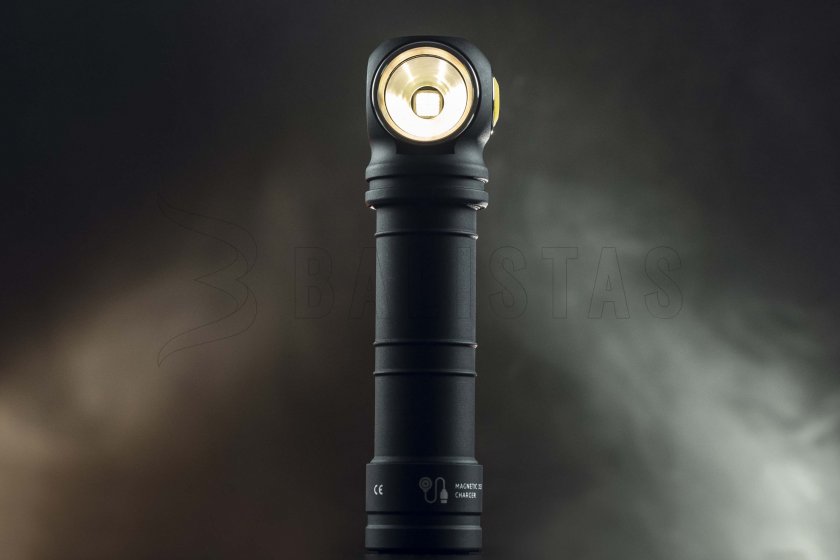 Zaklamp Armytek Wizard C2 Pro MAX LR koud licht