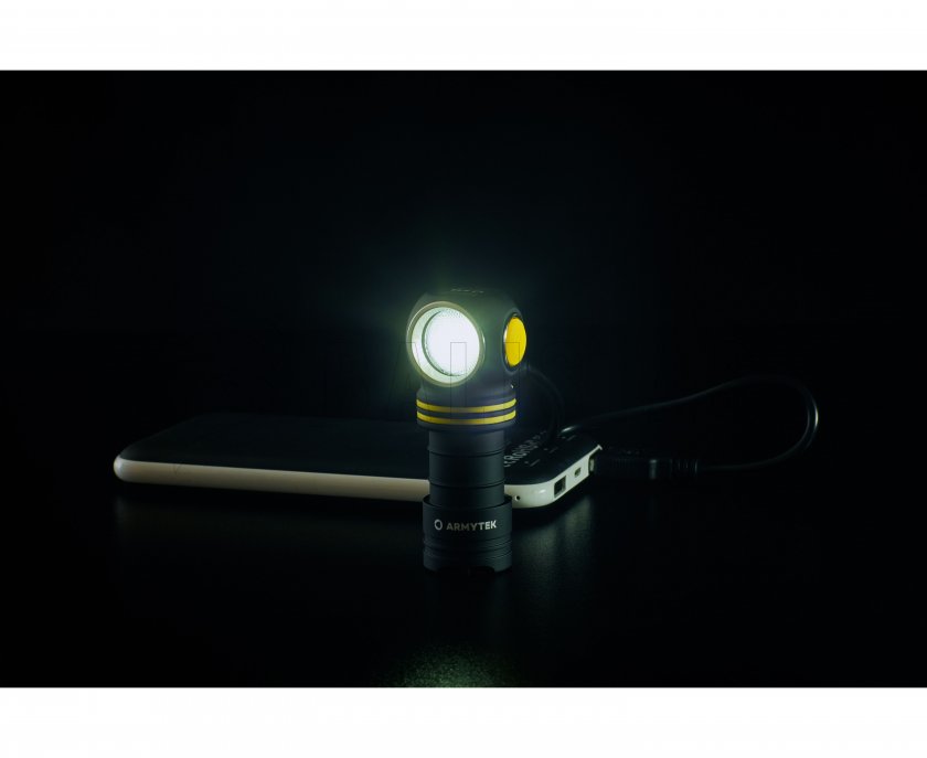 Multifunctionele zaklamp Armytek Elf C1 v2 warm licht