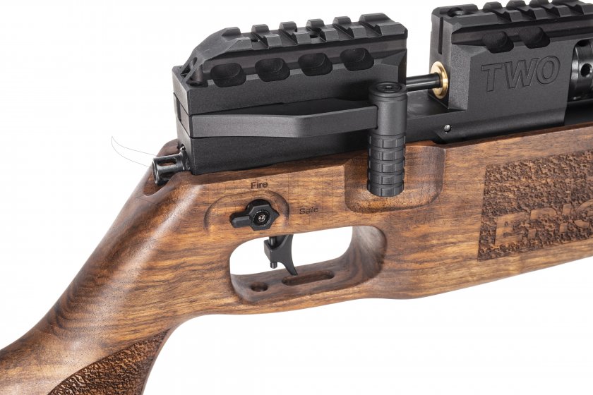 Luchtgeweer EPIC TWO Walnut CFB 550mm 5,5mm