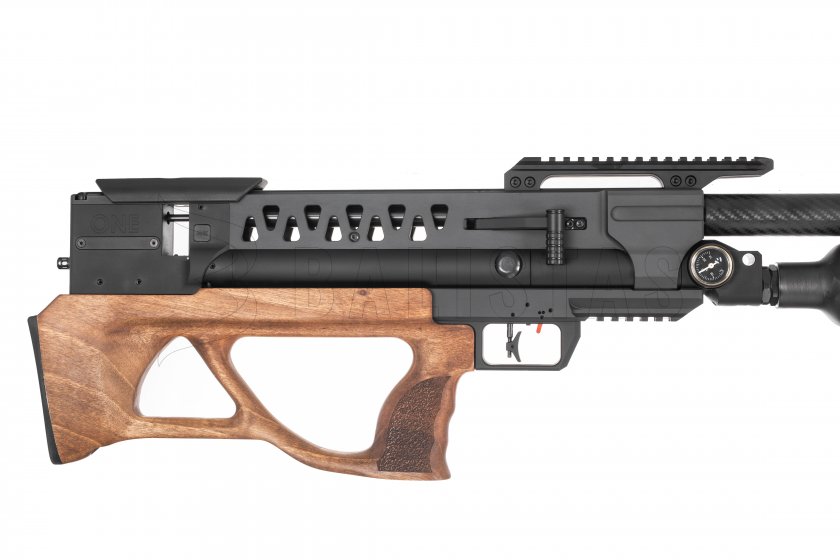 Luchtgeweer EPIC ONE Walnut 4,5mm 700mm CFB