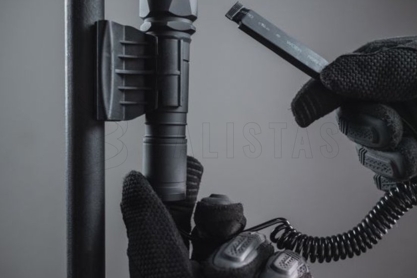 Zaklamp Armytek Dobermann Extended set - wit licht