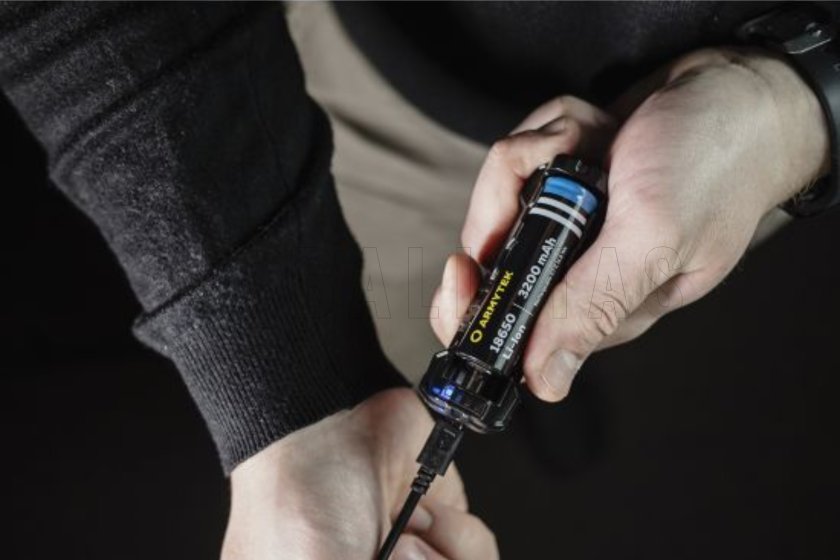 Zaklamp Armytek Dobermann Extended set - wit licht