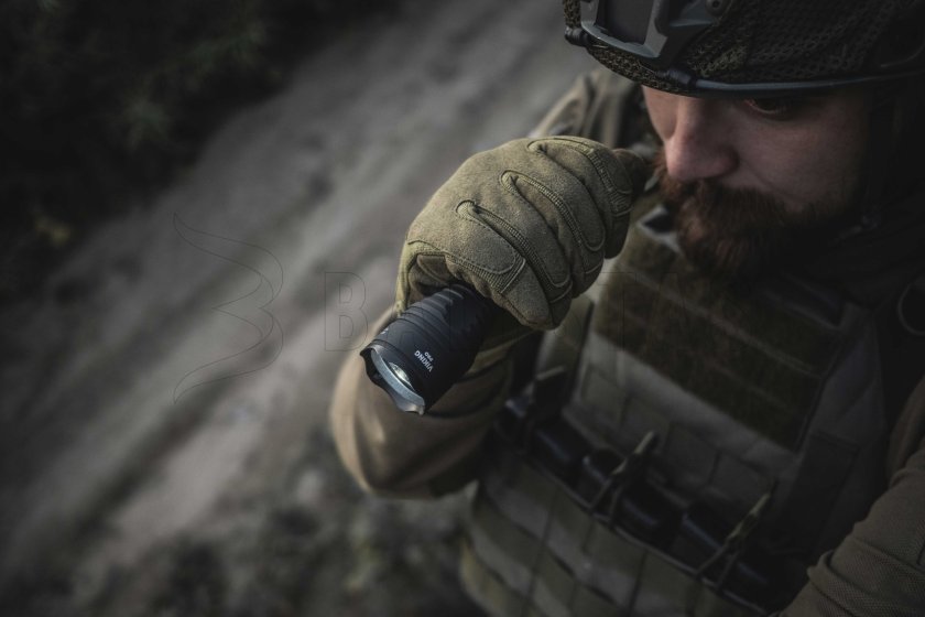 Zaklamp Armytek Viking PRO koud wit licht