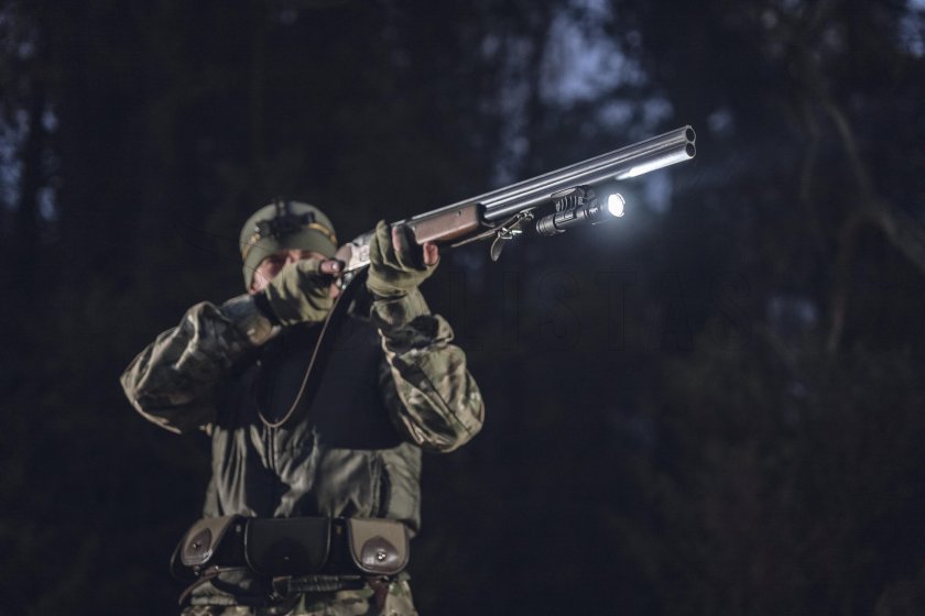 Svítilna Armytek Predator PRO MAX koud wit licht