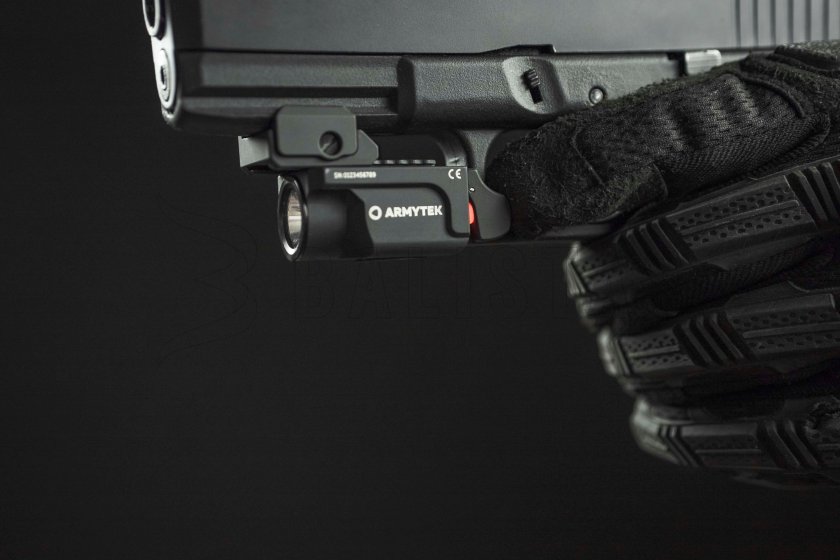 Tactische zaklamp Armytek Buckler M1 koud licht