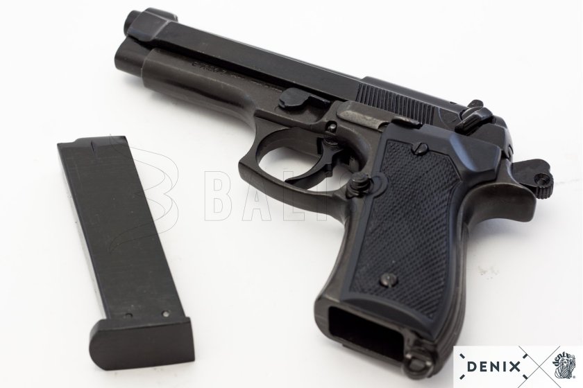 Replica Beretta 92F, Italië 1975 9