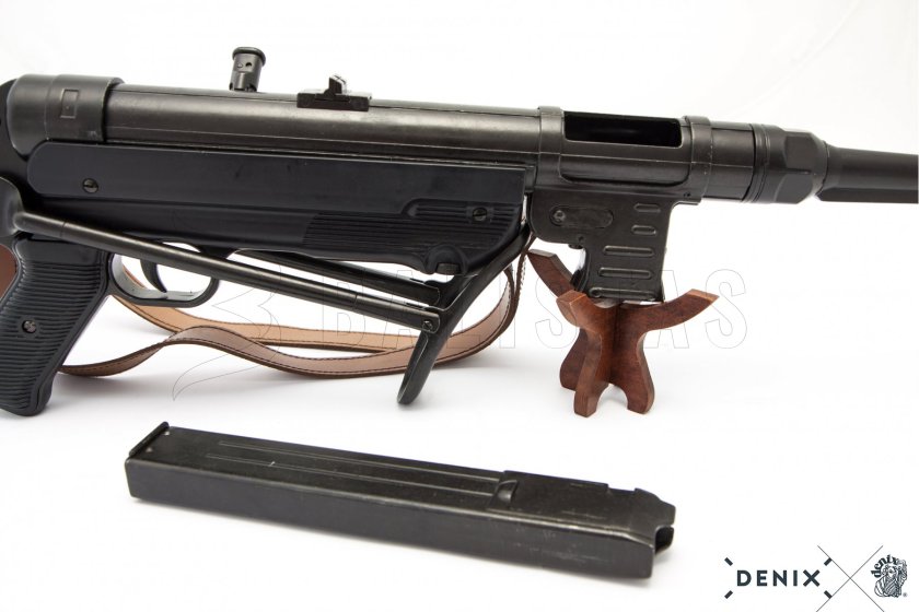 Replica MP40 met draagriem, Duitsland 1940 17