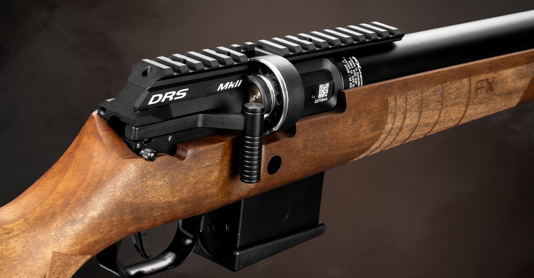 Luchtgeweer FX DRS MKII Classic Walnut tekst 2